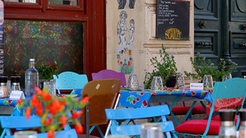 Découvrez la terrasse de Tatie Cherry Sète (® SAAM-fabrice CHORT)