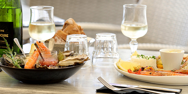 Restaurant à Bouzigues : Les Rives de Thau à Bouzigues