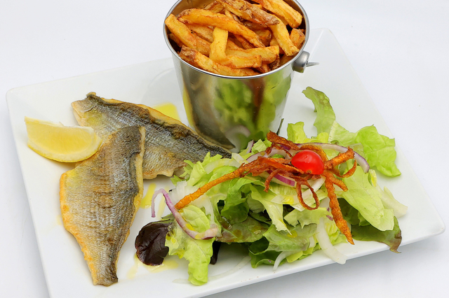 Filets de daurade - Brasserie Galinette Marseillan