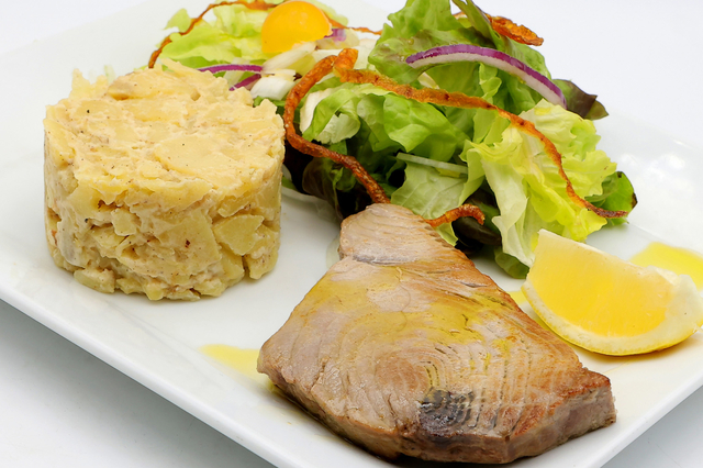 Thon rouge à la plancha - Brasserie Galinette Marseillan