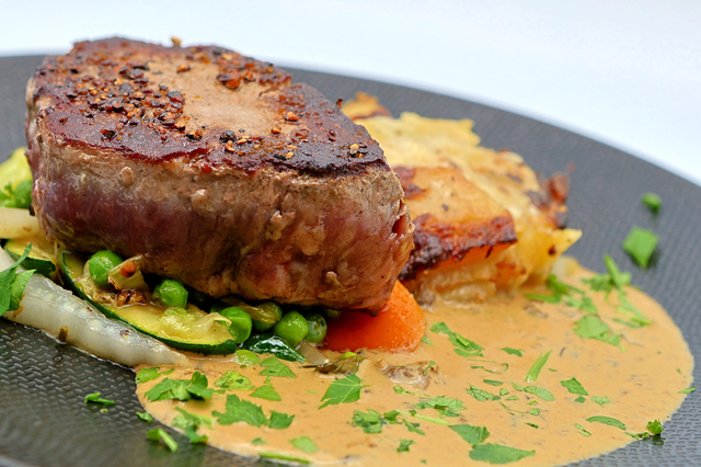 Filet de boeuf sauce aux cèpes