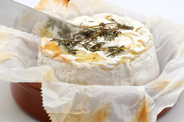 Camembert rôti - Meilleurs restaurant de tapas de Montpellier CQP