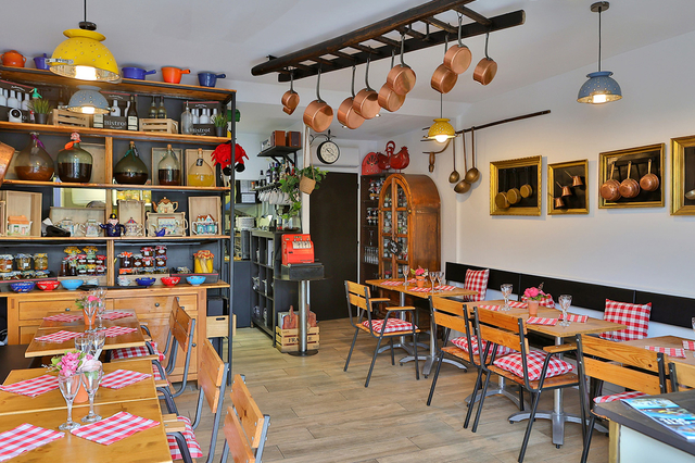 Fleur de Sel à Sète est un restaurant de cuisine fait maison en centre-ville, avec terrasse.(® SAAM fabrice CHORT)
