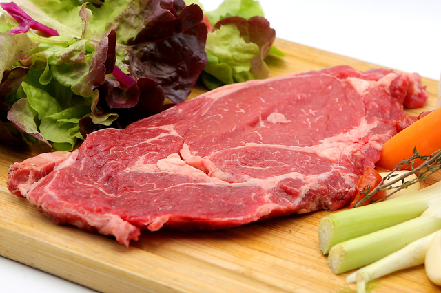 Entrecôte grillée au feu de bois 