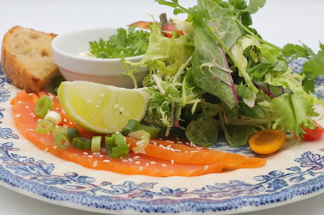 Le saumon gravlax- Restaurant La Ferme de Marguerite Montpellier