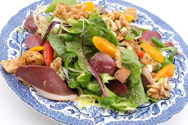 Salade Repas chez restaurant La Ferme de Marguerite Montpellier