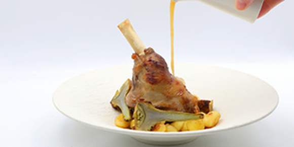 La Maison Gely Clapiers : restaurant bistronomique et plats faits maison. Ici une souris d'agneau confite au thym et romarin, gnocchis ( ® SAAM-fabrice CHORT) ( ® SAAM-fabrice CHORT)