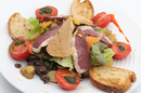 Salade gourmande au foie gras mi-cuit