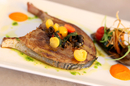 Le Dauphin Grau du Roi Restaurant de poissons avec terrasse sur les quais (® SAAM-fabrice Chort)