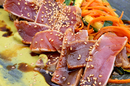Le Monté Christo Sète • Restaurant de spécialités sétoises et poissons • Tataki de thon (® SAAM- fabrice CHORT)