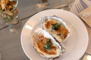 Le St Pierre Tarbouriech Loupian • huîtres gratinées direct producteur (® le st pierre tarbouriech)