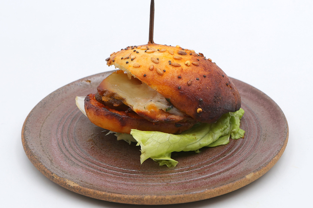 Mini Burger chez Le Tapas en centre-ville de Montpellier