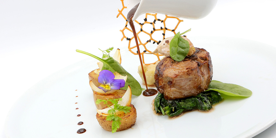 Les Deux M Marseillan • Restaurant gastronomique près du port avec des plats faits maison( ® SAAM-fabrice CHORT)