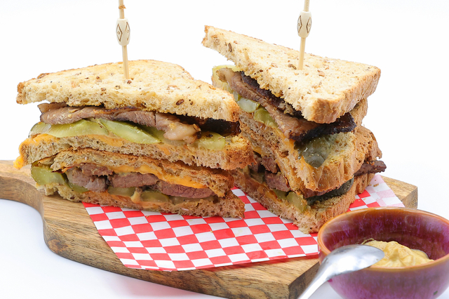 Pastrami de bœuf maison - Restaurant Nomadic Montpellier  