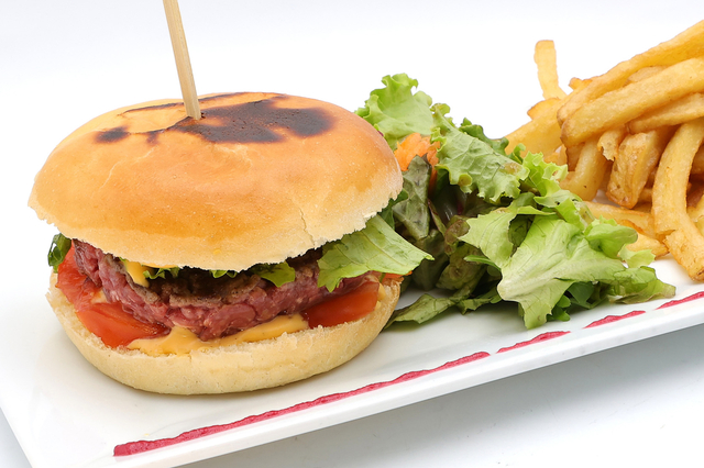 Burger maison Castries - Restaurant l'o3 