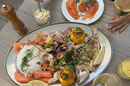 Tarbouriech Montpellier • Restaurant de poissons et produits de la mer aux Halles Jacques Cœur (® Tarbouriech)