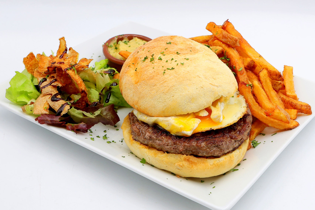 Burger Lattes chez Trèfle Rouge 