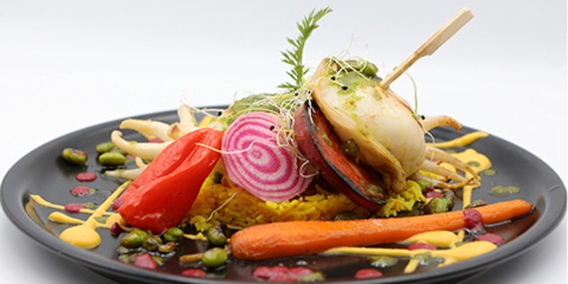 Assiette composée avec des produits frais dans un restaurant de Montpellier (® SAAM-fabrice CHORT)